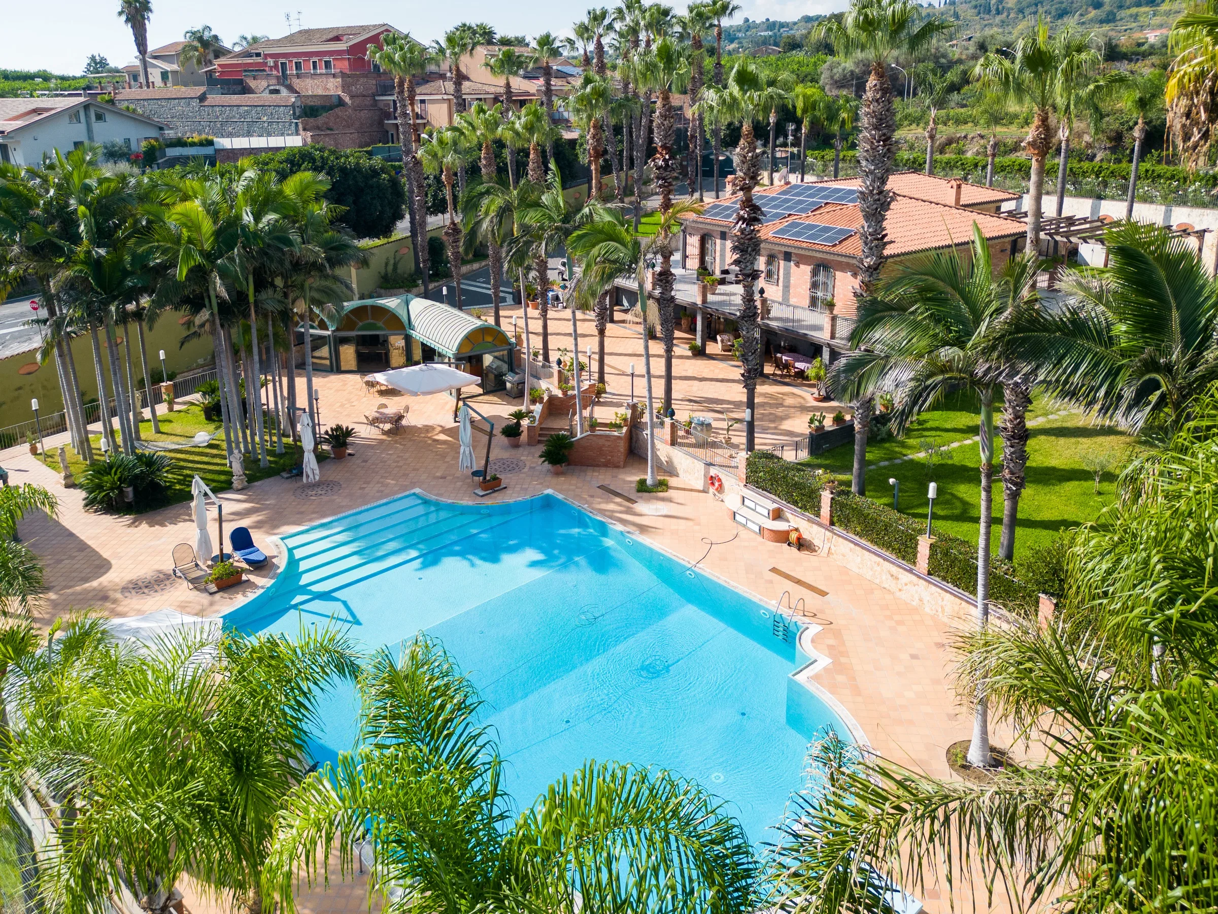 Vista drone · piscina